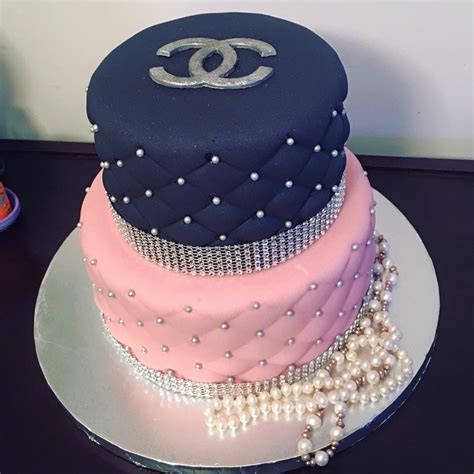 torta coco chanel|Las mejores 11 ideas de TORTAS CHANEL .